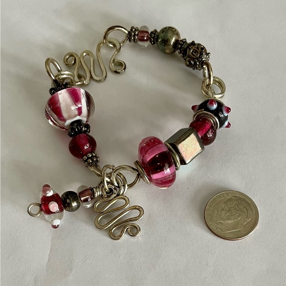 Unique Handmade Silver and Lampwork Glass Beads Bracelet - Picture 4 of 10